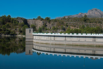 Image showing Reservoir dam