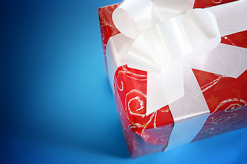 Image showing Red gift