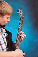 Image showing guitarist
