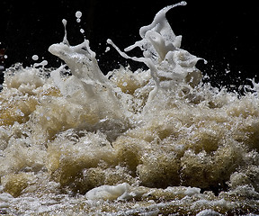 Image showing foaming waves