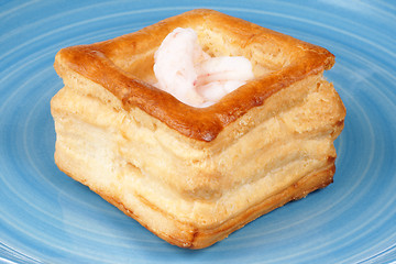 Image showing Vol-au-vent with small shrimps