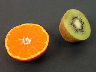 Image showing Kiwi and orange