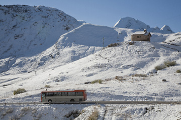 Image showing Bus passing the top