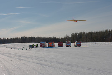 Image showing A plane landing