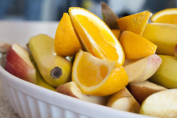 Image showing Bowl of fruit