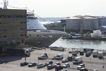 Image showing Commercial port