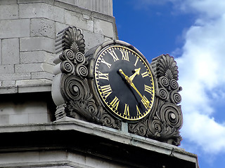 Image showing Clock in the sky