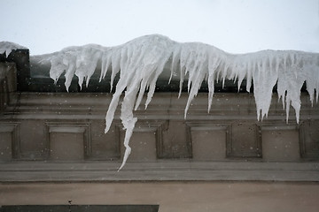 Image showing icicles on roof