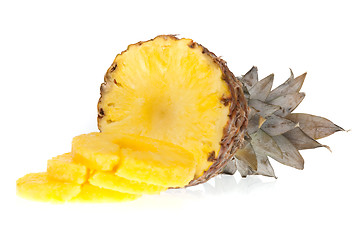 Image showing Ripe pineapple 