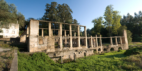 Image showing Old building in ruins