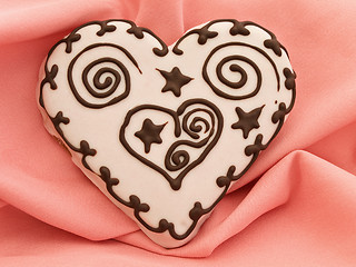 Image showing heart spice cake