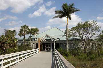 Image showing Entrance to coe visitor center