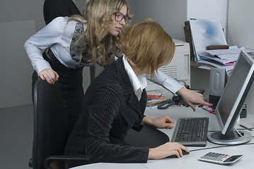 Image showing Businesswoman and computer