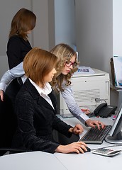 Image showing Businesswoman and computer