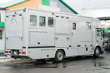 Image showing Transport for horses