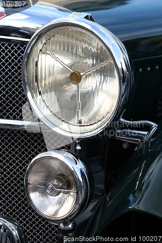 Image of Retro car lights