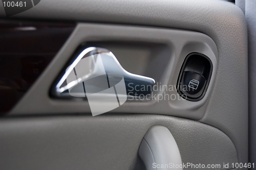 Image of Close Up Window Control and Handle
