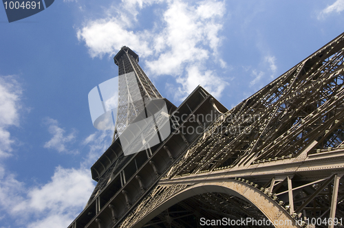 Image of Eiffel tower pillar