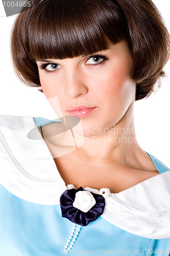 Image of attractive brunet woman