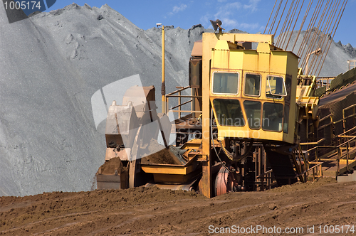 Image of Wheel digger