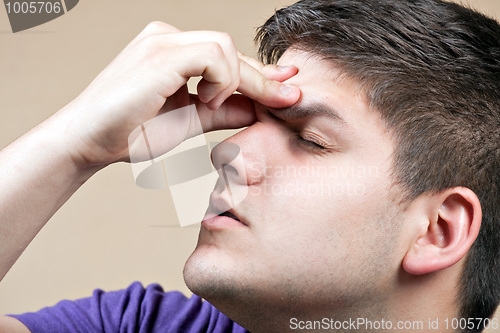 Image of Teen With a Headache