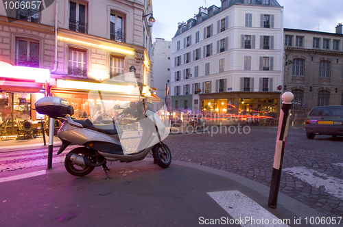 Image of Paris night life