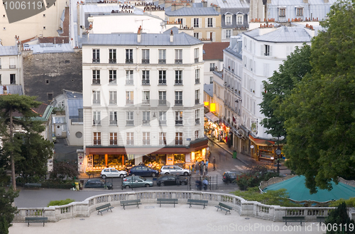 Image of Paris life