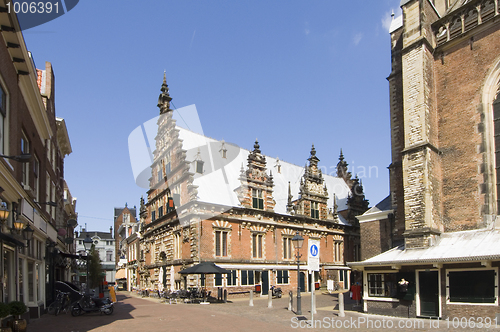 Image of Empty streets, Old houses