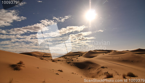Image of Sahara with sun