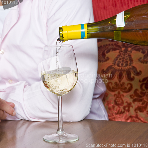 Image of White wine