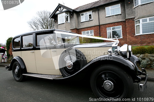 Image of vintage wedding car