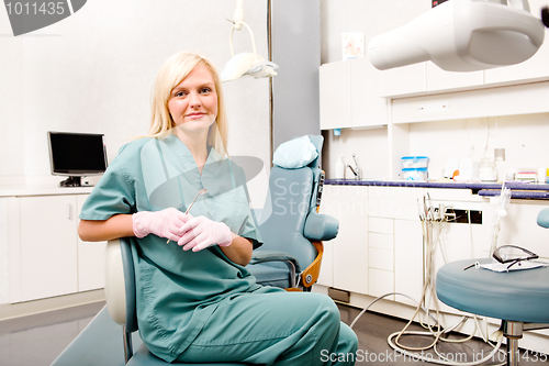Image of Dentist