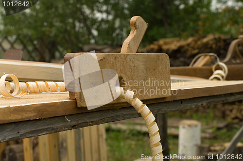 Image of Plane and shavings.