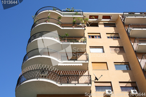 Image of Apartment building