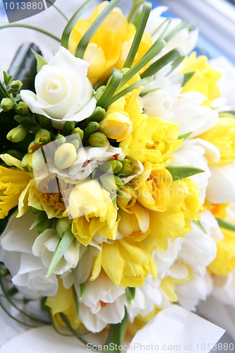 Image of daffodil wedding bouquet