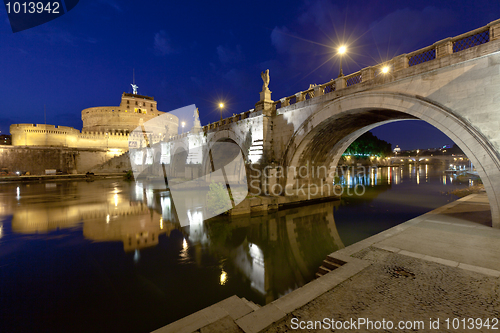 Image of Older Bridge and Castle Sant Angelo in Rome