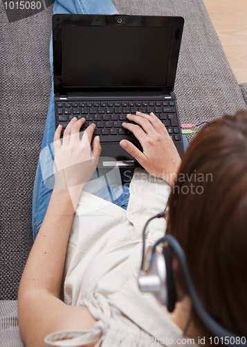 Image of Online conversation