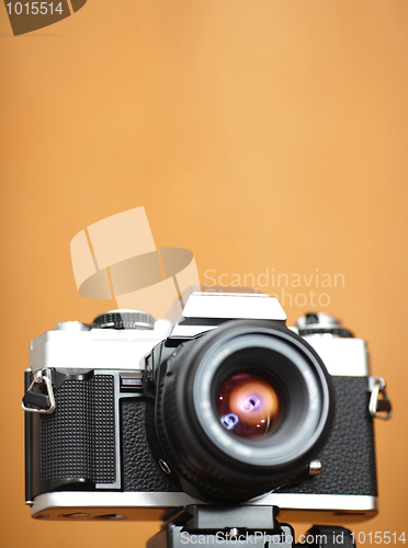 Image of old camera with copyspace in shallow dof