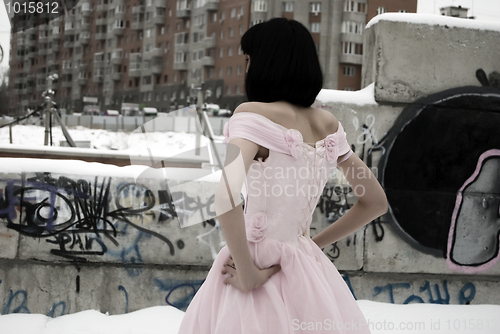 Image of young bride       