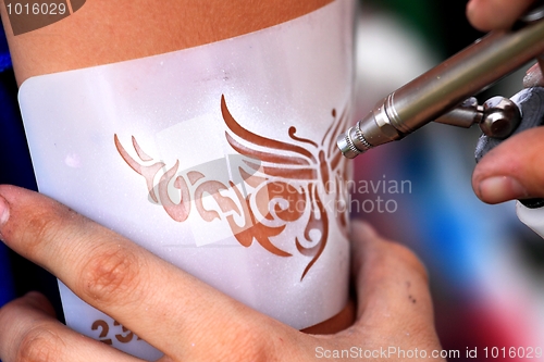 Image of air brush tatoo