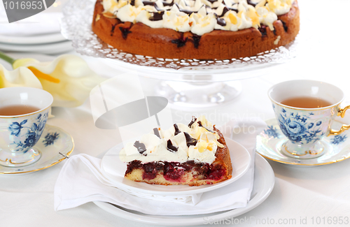 Image of Cherry sponge cake with cream