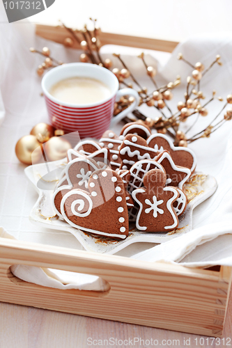 Image of gingerbreads with coffee