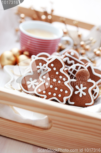 Image of gingerbreads with coffee