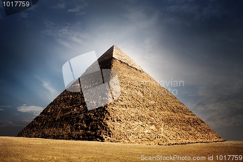 Image of giza pyramids, cairo, egypt 