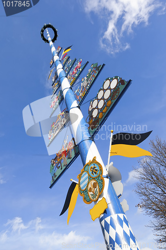 Image of maypole