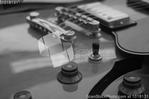 Image of Beautiful Archtop Electric Guitar