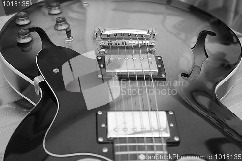 Image of Beautiful Archtop Electric Guitar