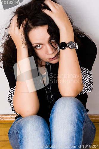 Image of beautiful brunet woman