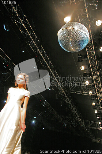 Image of Seoul Fashion Week Fall/Winter 2006. Hwang Jae Bock collection.