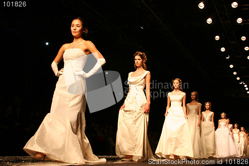 Image of Seoul Fashion Week (Seoul Collection) Fall/Winter 2006.  Hwang J